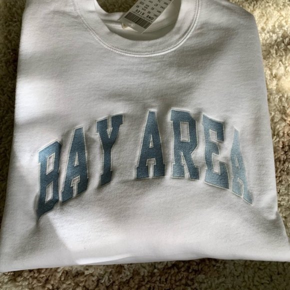 Brandy Melville Bay Area Erica Sweatshirt - Picture 2 of 3
